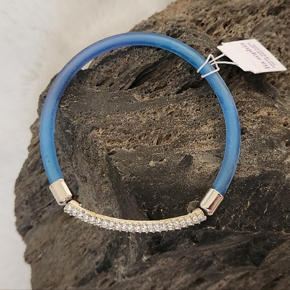 NWT Lia Sophia Blue and rhinestone bracelet - Picture 1 of 3